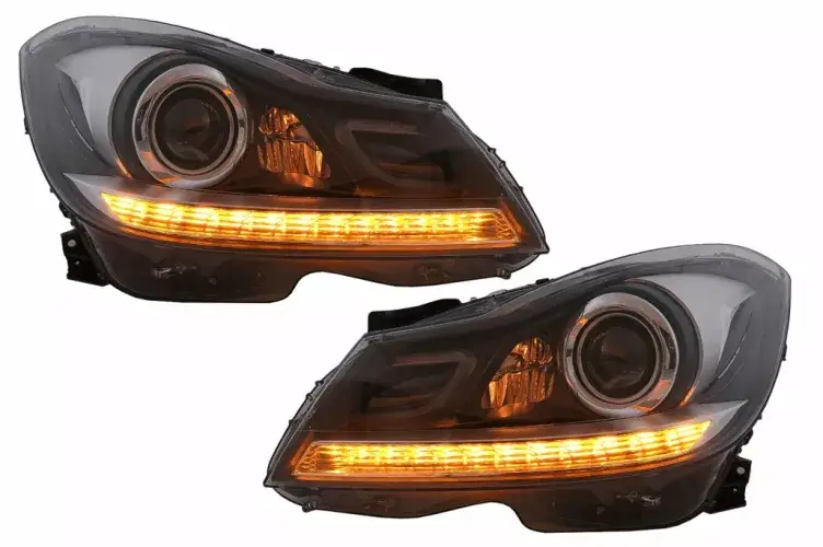 Faruri C-class compatibile cu Mercedes W204 Dayline LED 2011+ Negru Semnalizare LED | Angels Auto Preferatul clienților